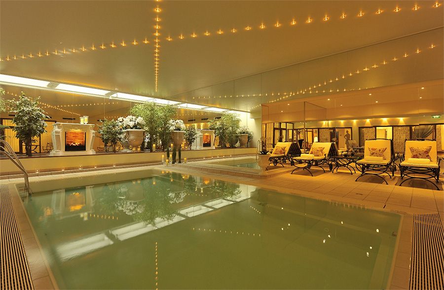 Spa Bereich Indoor Pool
